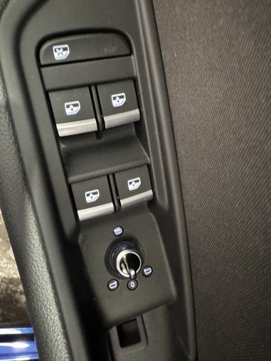 AUDI A4 Avant Advanced 30 TDI 100kW S...