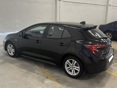TOYOTA Corolla 1.8 125H BUSINESS ECVT
