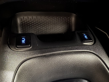 TOYOTA Corolla 1.8 125H BUSINESS ECVT