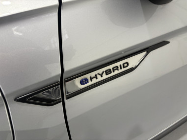 Volkswagen Tiguan 1.4 TSI eHybrid...