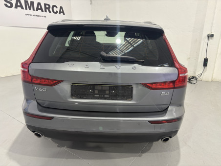 Volvo V60 B4 Momentum Pro