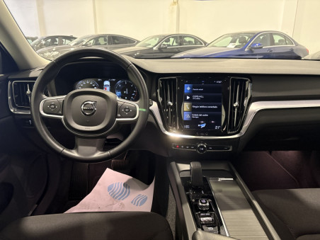 Volvo V60 B4 Momentum Pro