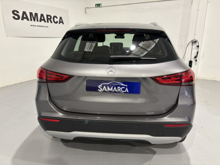 Mercedes Benz GLA 200d DCT