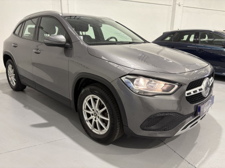 Mercedes Benz GLA 200d DCT