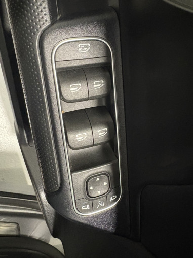 Mercedes Benz GLA 200d DCT