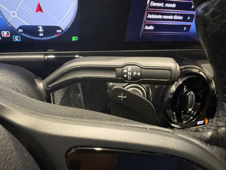 Mercedes Benz GLA 200d DCT