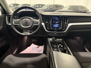 Volvo XC60 B4 Momentum Pro