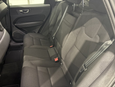 Volvo XC60 B4 Momentum Pro