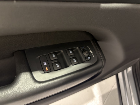 Volvo XC60 B4 Momentum Pro