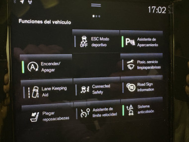 Volvo XC60 B4 Momentum Pro