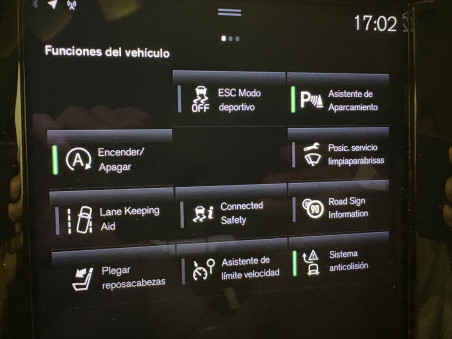 Volvo XC60 B4 Momentum Pro