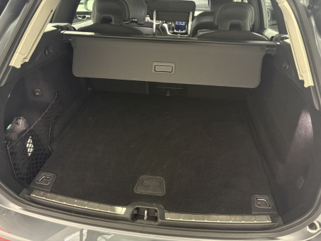 Volvo XC60 B4 Momentum Pro