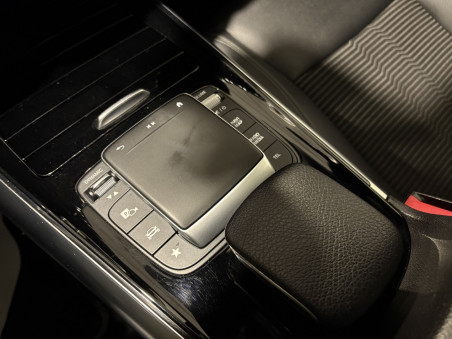 Mercedes Benz GLA 250e