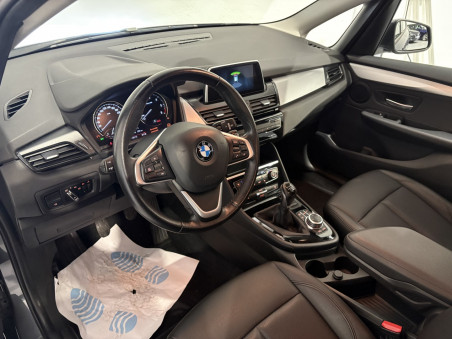 BMW 216d Active Tourer Business