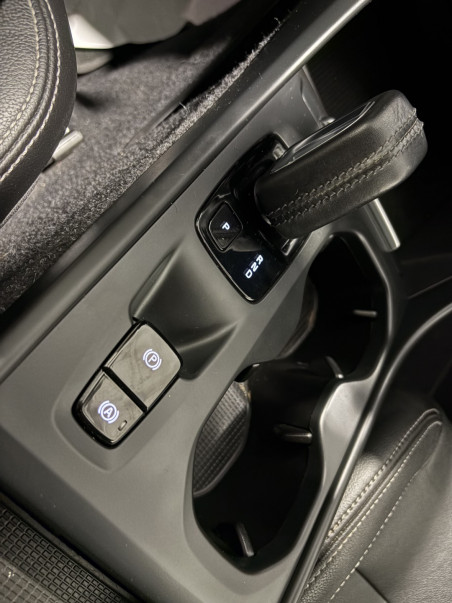 VOLVO XC40 1.5 T5 Twin Momentum Auto