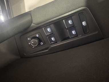 VOLKSWAGEN Tiguan Life 1.4 TSI...