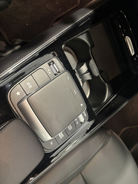 MERCEDES-BENZ GLA GLA 250 e