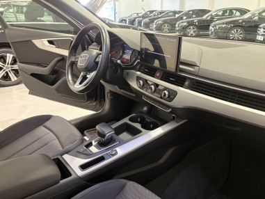 AUDI A4 Advanced 30 TDI 100kW 136CV S...
