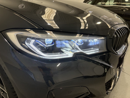 BMW 330e Pack M