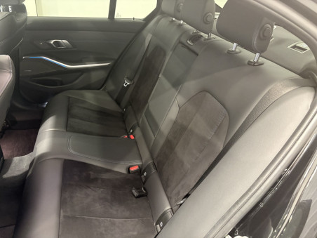 BMW 330e Pack M