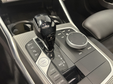 BMW 330e Pack M