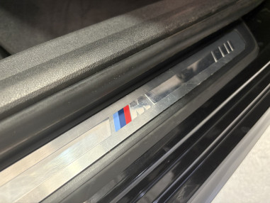 BMW 330e Pack M