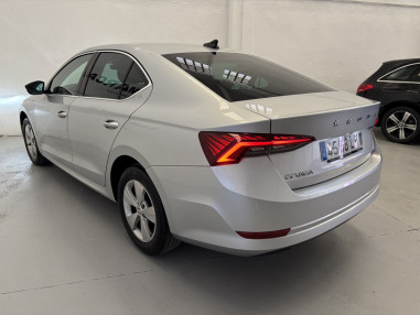 SKODA Octavia 2.0 TDI 85kW 115 CV...