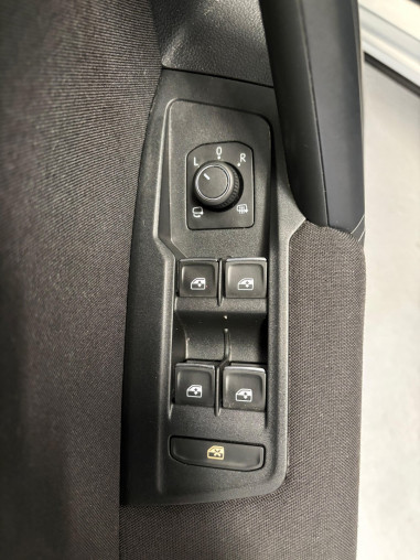 VOLKSWAGEN Tiguan Life 2.0 TDI 110kW...