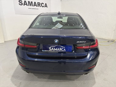 BMW 330e