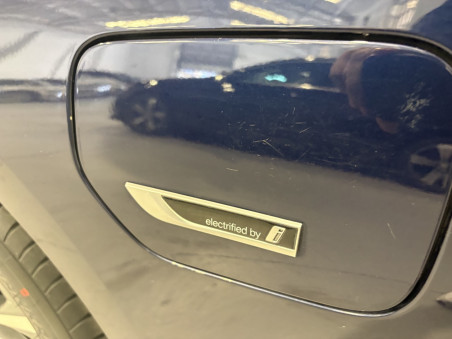 BMW 330e