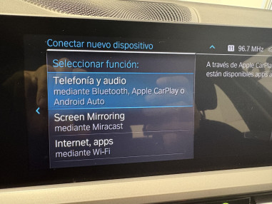 BMW 330e