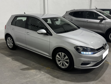 VOLKSWAGEN Golf Business Navi 1.6 TDI...